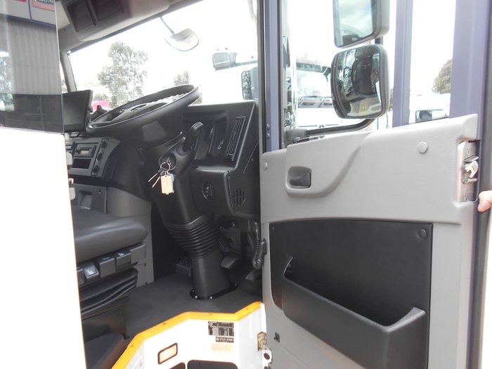 2015 MERCEDES-BENZ ECONIC 2630LL DUAL CONTROL White