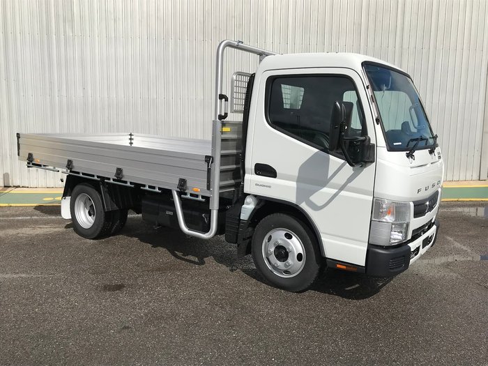 2020 FUSO CANTER 515 CITY CAB White