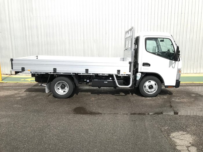 2020 FUSO CANTER 515 CITY CAB White