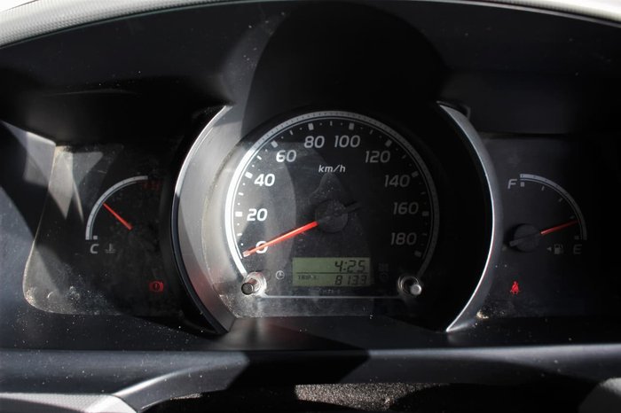 2008 Toyota Hiace Commuter TRH223R MY08 White