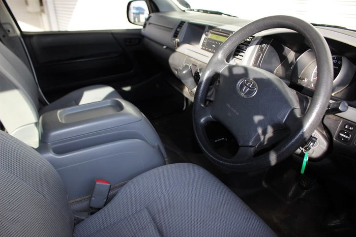 2008 Toyota Hiace Commuter TRH223R MY08 White