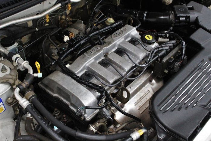 2000 Ford Laser GLXi KN Silver