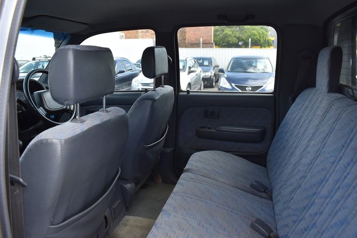 1998 Toyota Hilux SR5 RZN169R 4X4 Dual Range Grey