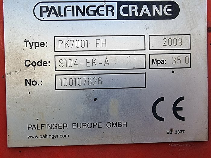 2009 HINO FG 1527 TIPPER AND CRANE WHITE