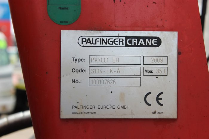 2009 HINO FG 1527 TIPPER AND CRANE WHITE