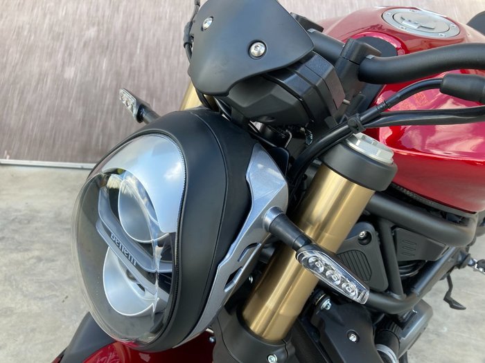 2021 Benelli 2021 Benelli 750CC 752S Road Red
