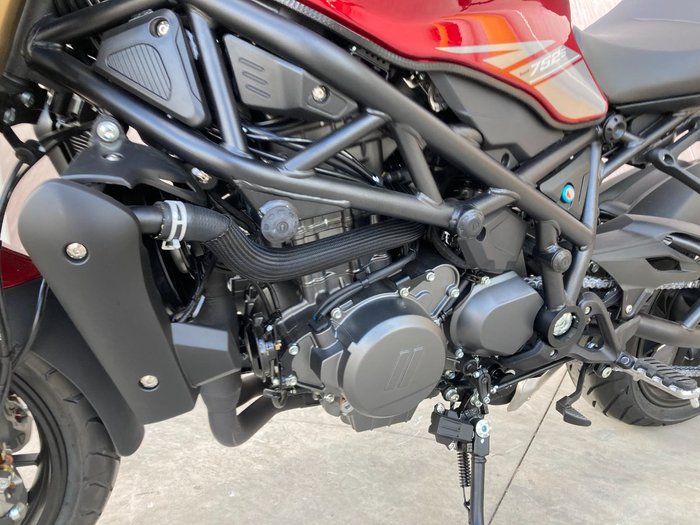 2021 Benelli 2021 Benelli 750CC 752S Road Red