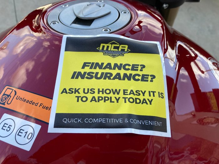 2021 Benelli 2021 Benelli 750CC 752S Road Red