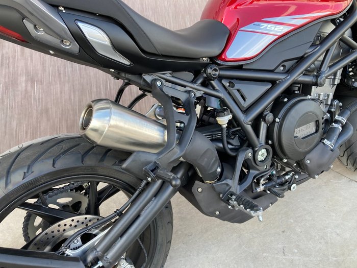2021 Benelli 2021 Benelli 750CC 752S Road Red