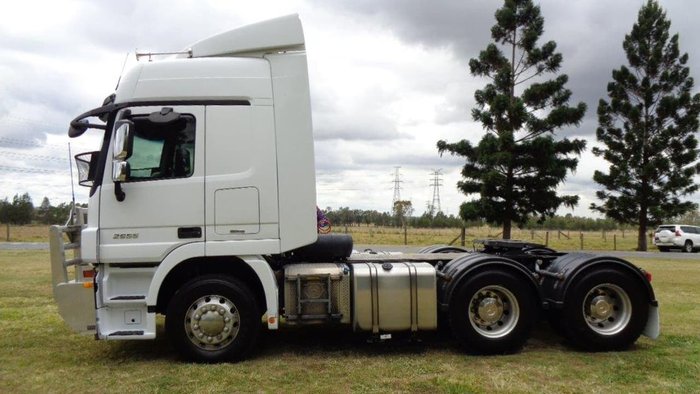 2016 MERCEDES-BENZ 2655 White