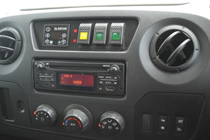 2015 Renault Master MID ROOF LONG WHEELB X62 GLACIER WHITE