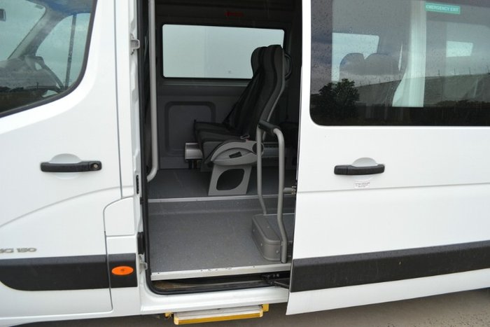 2015 Renault Master MID ROOF LONG WHEELB X62 GLACIER WHITE