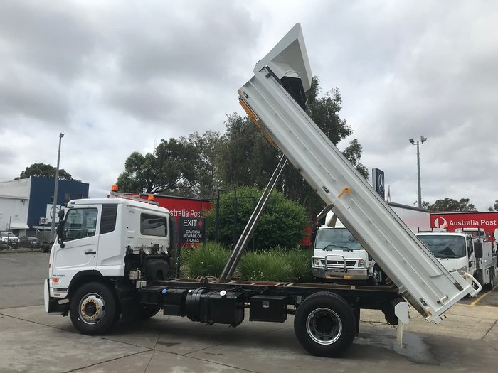 2013 UD PK 17-280 White