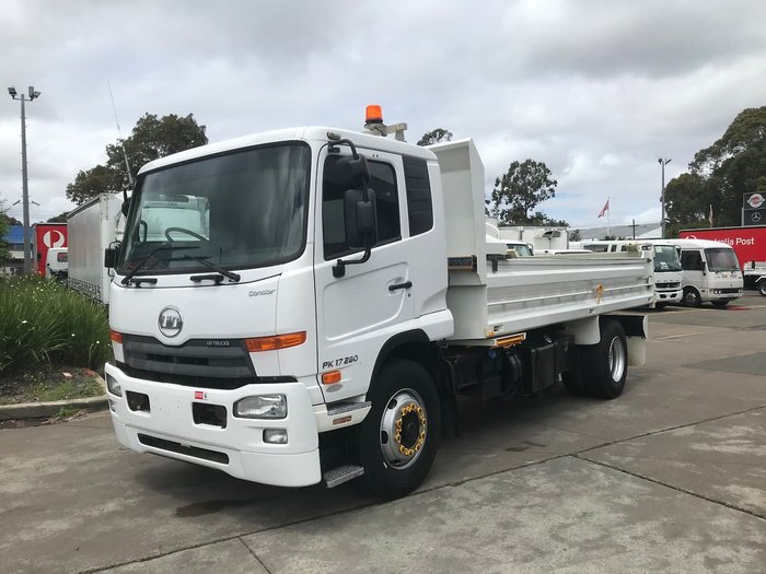 2013 UD PK 17-280 White