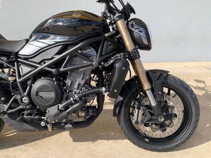 2021 Benelli 2021 Benelli 750CC 752S Road Black