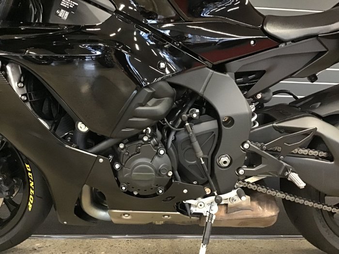 2020 Yamaha YZF-R1 Black