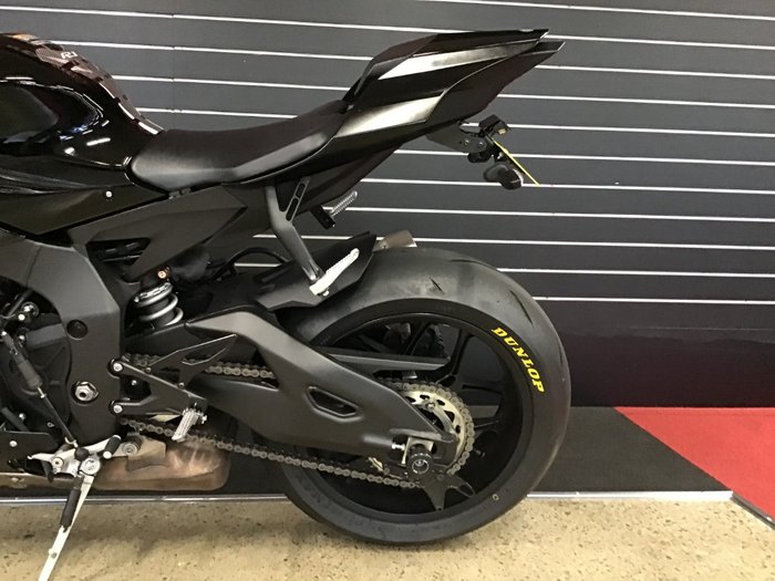 2020 Yamaha YZF-R1 Black