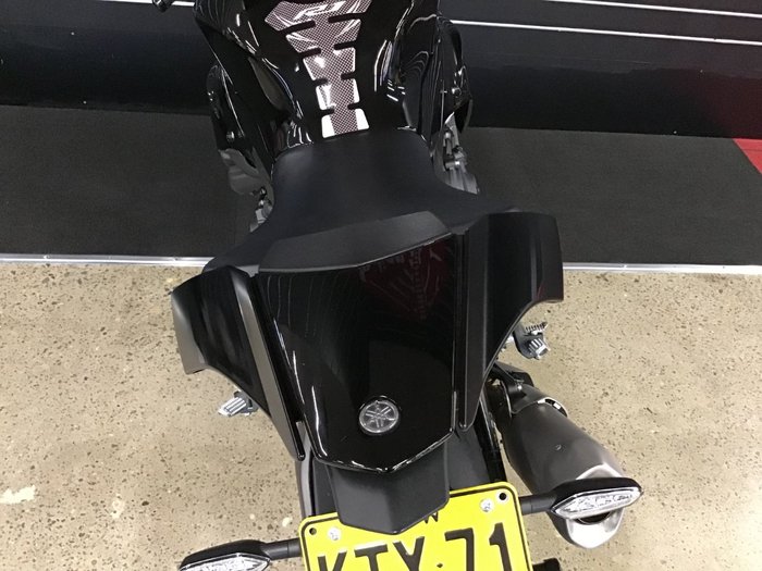 2020 Yamaha YZF-R1 Black