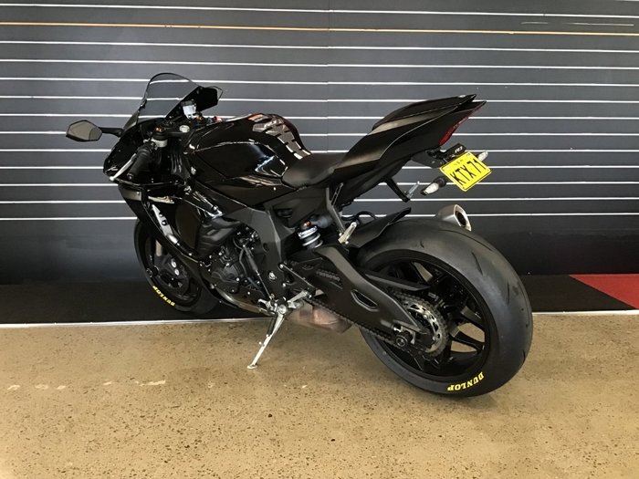 2020 Yamaha YZF-R1 Black