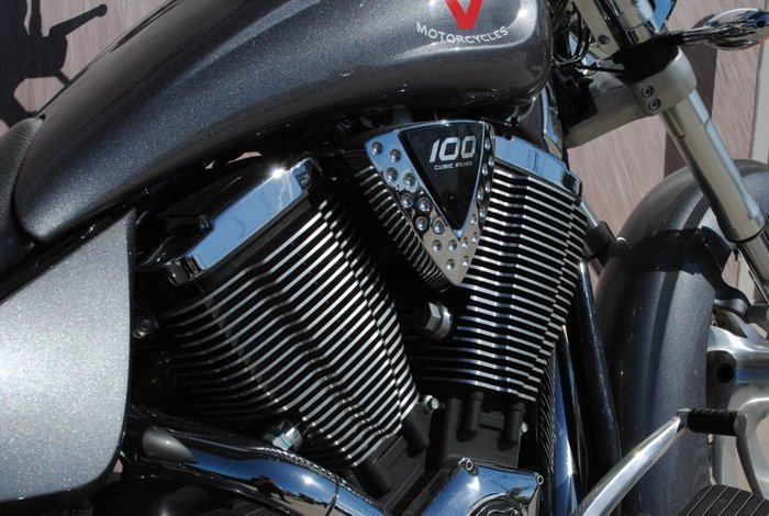2008 VICTORY KINGPIN Solid Supersteel Gray
