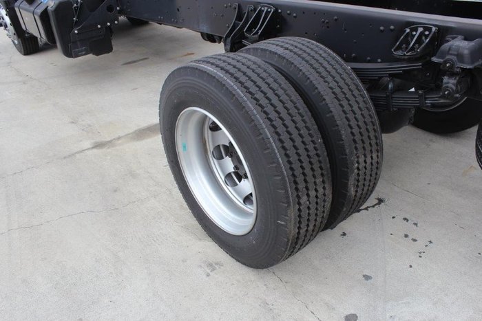 2020 FUSO FIGHTER 1627 White