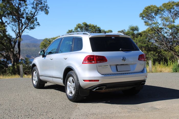 2011 Volkswagen Touareg 150TDI 7P MY11 Four Wheel Drive Silver