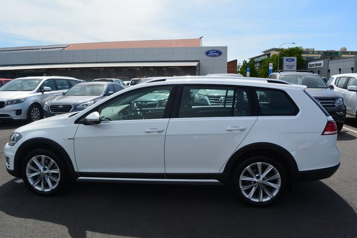 2018 Volkswagen Golf Alltrack 132TSI 7.5 MY18 Four Wheel Drive White