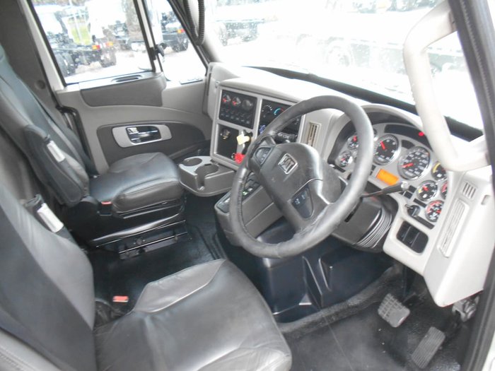 2015 CATERPILLAR CT630 White