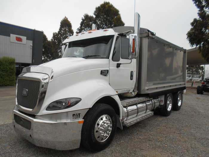 2015 CATERPILLAR CT630 White