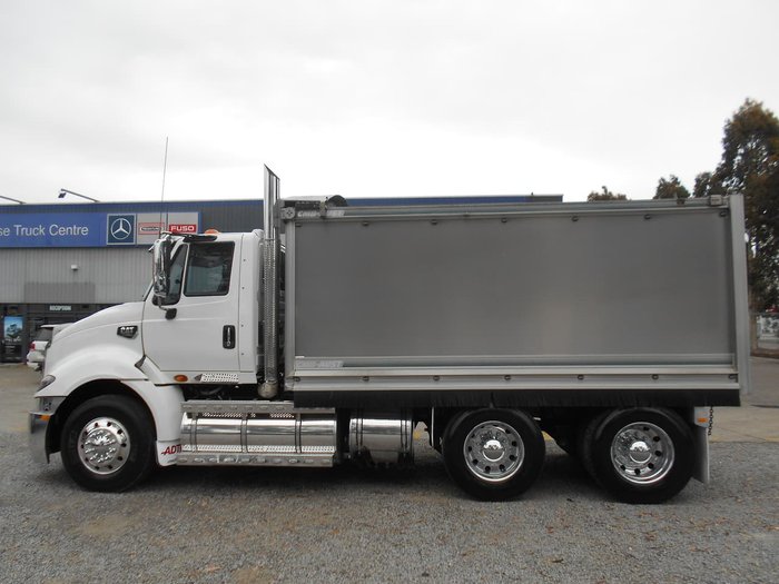 2015 CATERPILLAR CT630 White