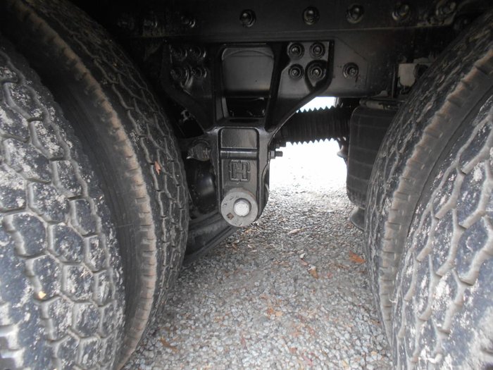 2015 CATERPILLAR CT630 White