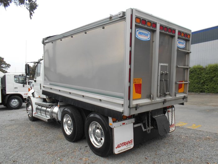 2015 CATERPILLAR CT630 White