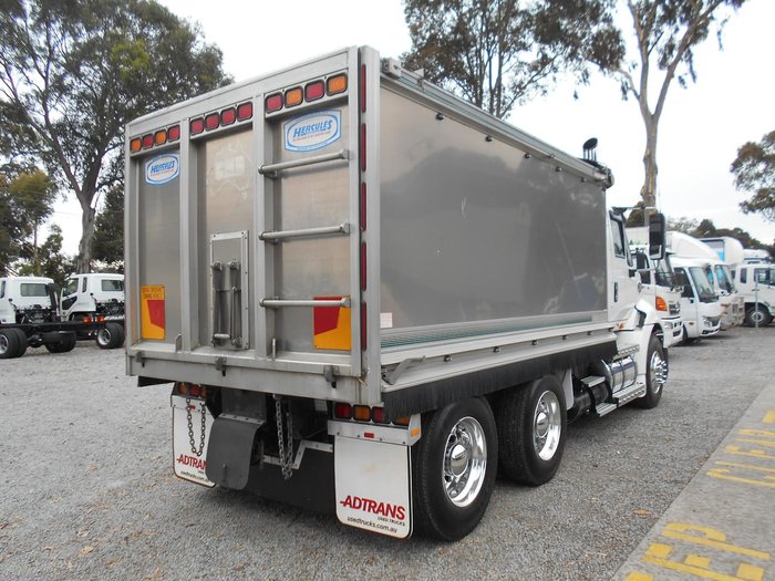 2015 CATERPILLAR CT630 White