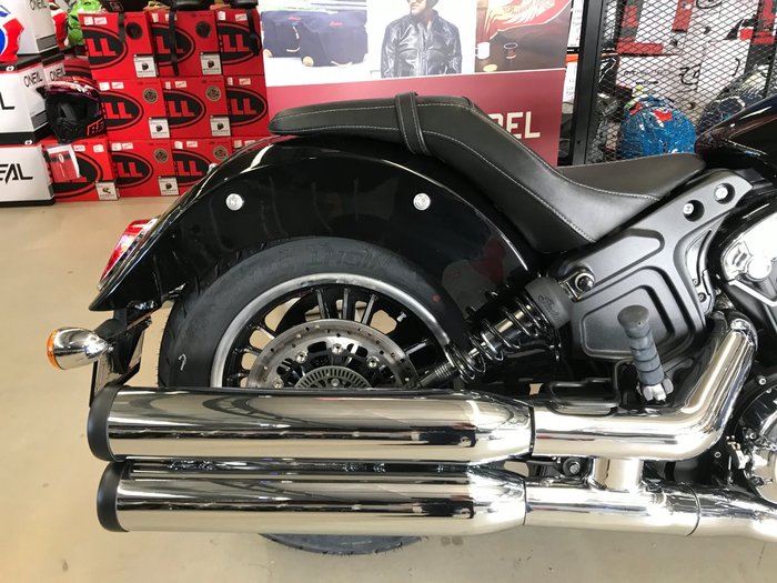 2021 Indian 2021 INDIAN 1100CC SCOUT THUNDER BLACK CRUISER Black