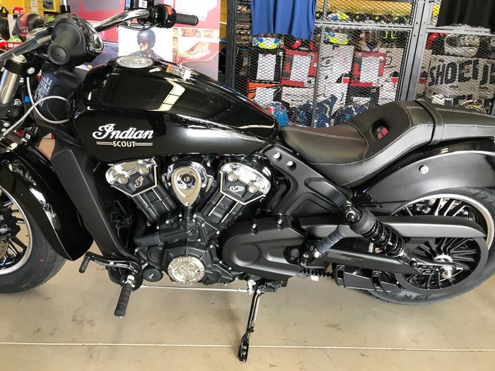 2021 Indian 2021 INDIAN 1100CC SCOUT THUNDER BLACK CRUISER Black