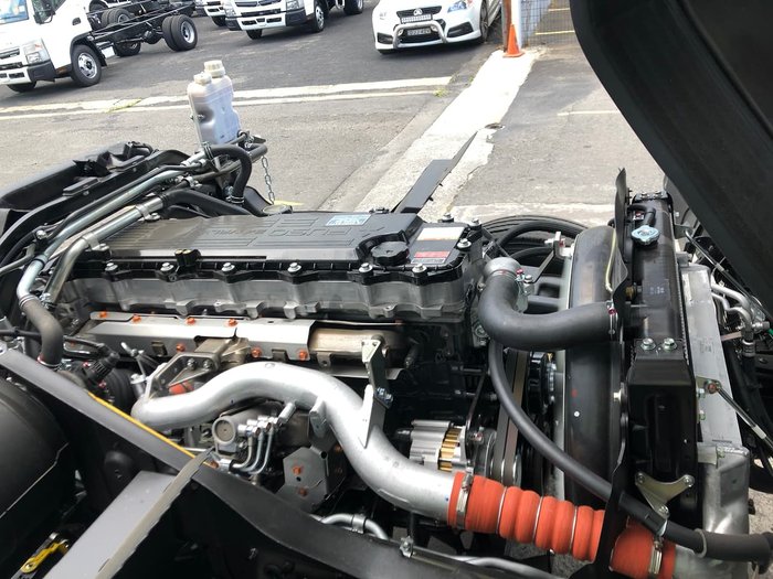 2020 FUSO FUSO FIGHTER White