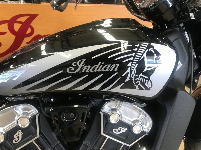 2021 Indian 2021 INDIAN 1100CC SCOUT BOBBER TWENTY THUNDER BL CRUISER Black