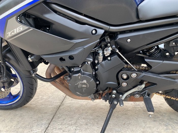 2013 Yamaha XJ6N Blue