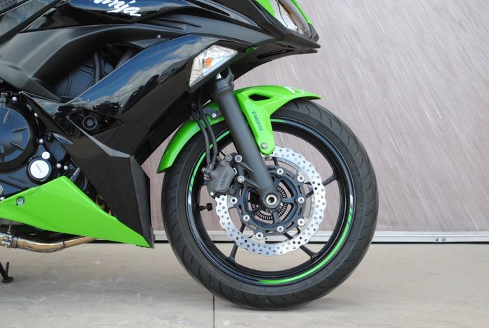 2017 Kawasaki NINJA 650 Green