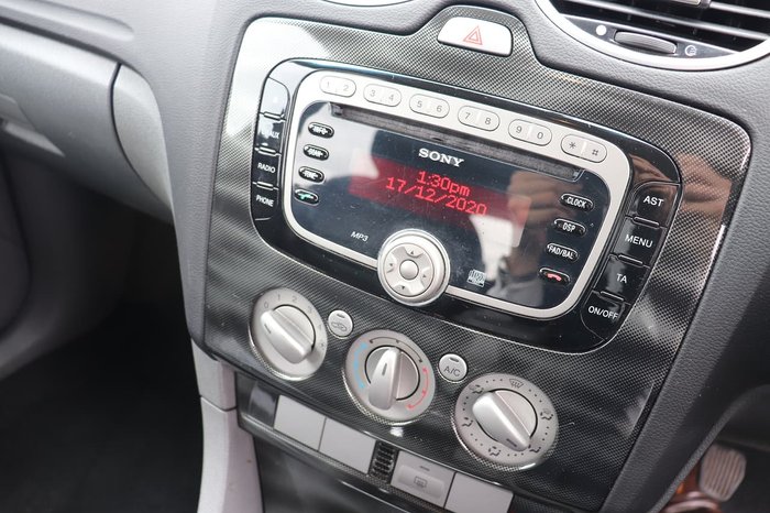 2010 Ford Focus Zetec LV Mk II Silver