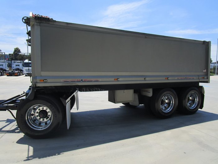 2012 KENWORTH T403 TRUCK & TRAILER COMBO RED