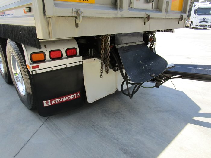 2012 KENWORTH T403 TRUCK & TRAILER COMBO RED