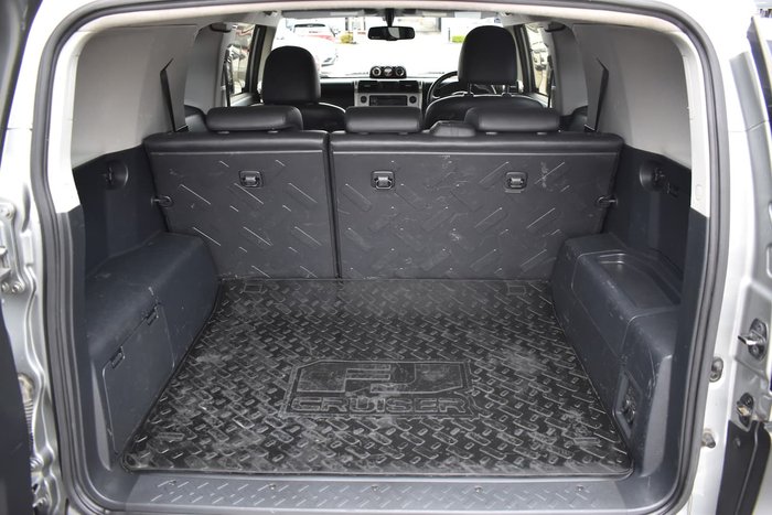 2012 Toyota FJ Cruiser GSJ15R 4X4 Dual Range Grey