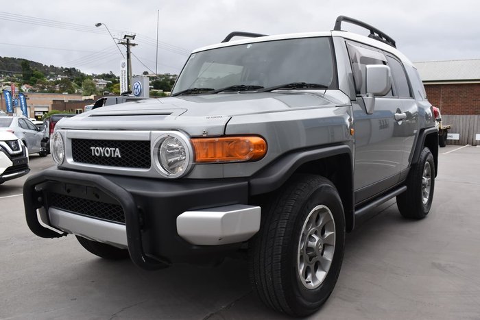 2012 Toyota FJ Cruiser GSJ15R 4X4 Dual Range Grey