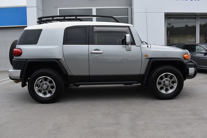 2012 Toyota FJ Cruiser GSJ15R 4X4 Dual Range Grey