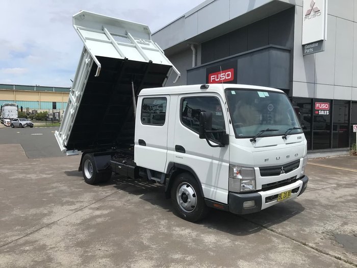 2011 MITSUBISHI FUSO CANTER 815 WHITE