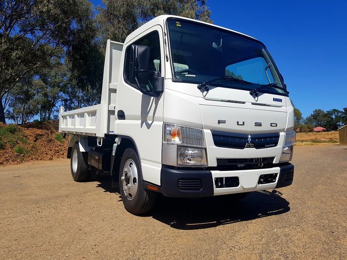 2020 FUSO CANTER 615 TIPPER White