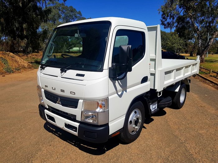 2020 FUSO CANTER 615 TIPPER White