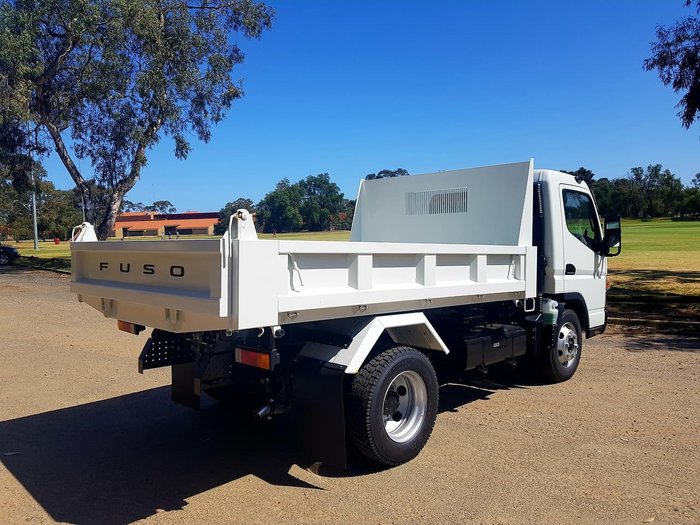 2020 FUSO CANTER 815 TIPPER White