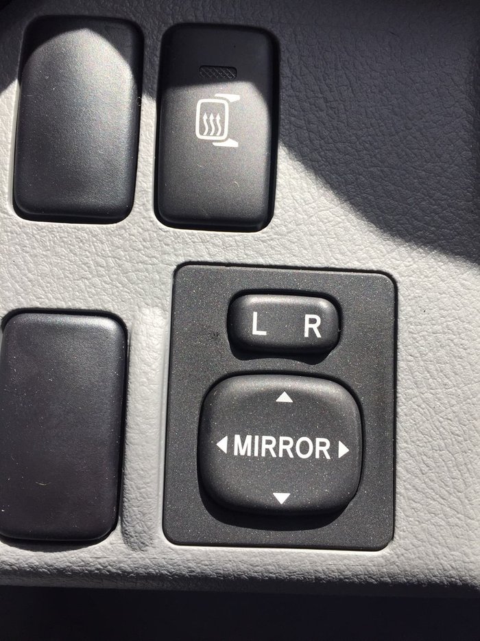 2020 HINO 617 MT 2810 WIDE TIPPER White